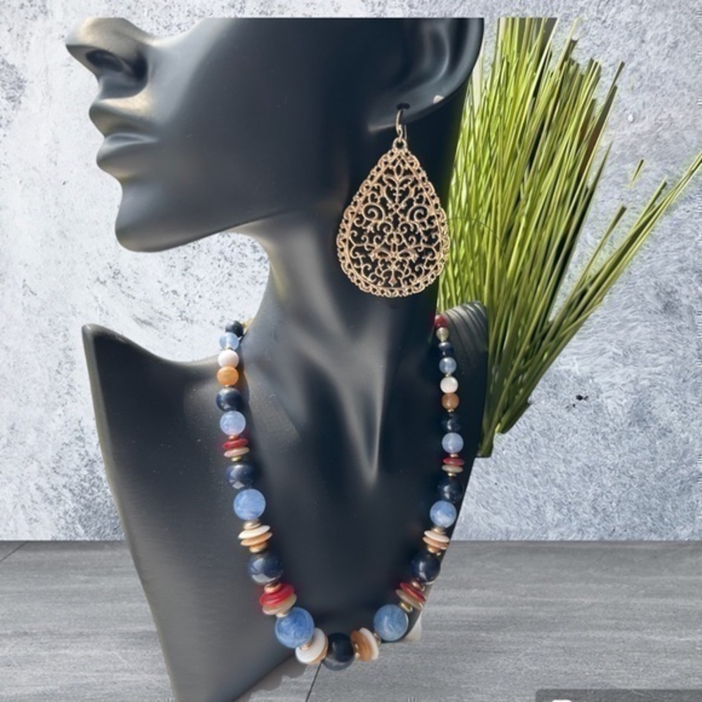💋 FILIGREE TEARDROP GOLD EARRINGS